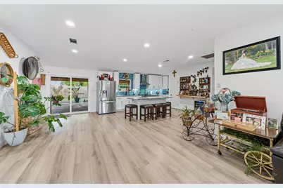 110 S 4th Street, Conroe, TX 77301 - Photo 9