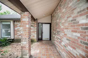 15106 Silverman St, Webster, TX 77598 - Photo 3