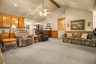 4902 Magnolia Ln, Old River Winfree, TX 77535 - Photo 11