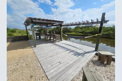 1072 Van Sant, Gilchrist, TX 77617 - Photo 5