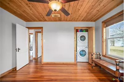 1067 County Road 307 N, Port Lavaca, TX 77979 - Photo 33