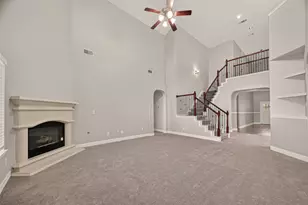 6638 Miller Shadow Ln, Sugar Land, TX 77479 - Photo 9