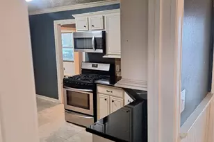 2043 Alta Vista St, Houston, TX 77023 - Photo 5