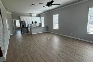 14513 Wadley Bay Dr, Texas City, TX 77568 - Photo 7