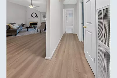 9618 Meadowchase Court, Houston, TX 77065 - Photo 21