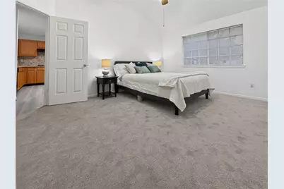 9618 Meadowchase Court, Houston, TX 77065 - Photo 17