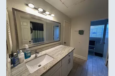 9809 Richmond Ave, Unit J-12, Houston, TX 77042 - Photo 13