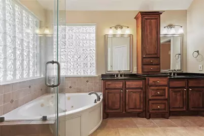 10 Dove Trace Circle, The Woodlands, TX 77382 - Photo 13