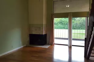 8483 Sands Point Dr, Houston, TX 77036 - Photo 3