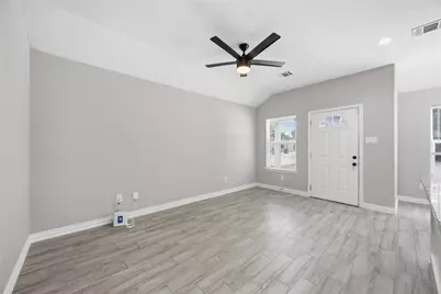 3425 Mount Pleasant Street #B, Houston, TX 77021 - Photo 3