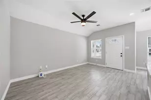 3425 Mt Pleasant St, Houston, TX 77021 - Photo 3