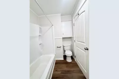 310 S Shanks Street, Clute, TX 77531 - Photo 19