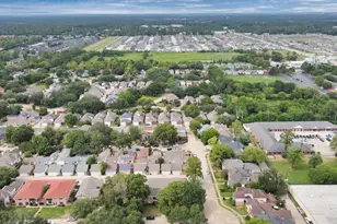 4702 Cashel Cir, Houston, TX 77069 - Photo 3