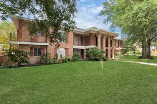 4702 Cashel Cir, Houston, TX 77069 - Photo 1