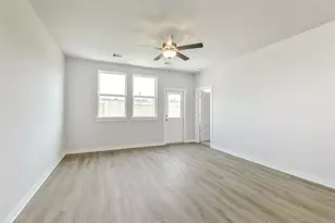 25984 Liberation Rd, Cleveland, TX 77328 - Photo 9