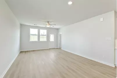 25984 Liberation Road, Cleveland, TX 77328 - Photo 13