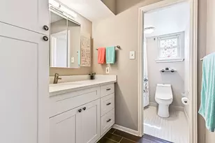 7312 Seawall Blvd, Galveston, TX 77551 - Photo 9