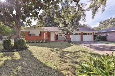 614 Kyle Street, Sugar Land, TX 77478 - Photo 1