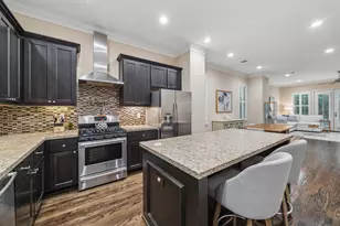 1107 W 24th St, Houston, TX 77008 - Photo 7