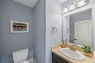 1107 W 24th St, Houston, TX 77008 - Photo 17