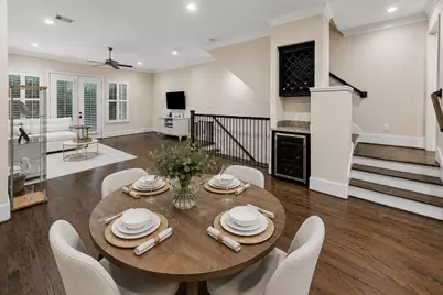 1107 W 24th Street, Houston, TX 77008 - Photo 9