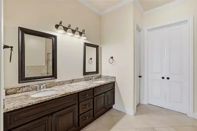 11017 Upland Forest Drive, Houston, TX 77043 - Photo 11