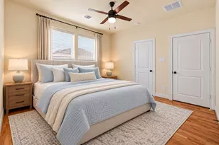 11017 Upland Forest Dr, Houston, TX 77043 - Photo 15