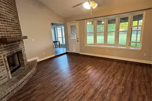 16510 Oxnard Ln, Friendswood, TX 77546 - Photo 9