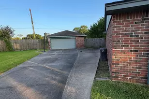 16510 Oxnard Ln, Friendswood, TX 77546 - Photo 37