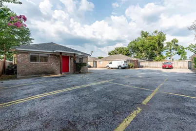 904 Ellena Road #16, Houston, TX 77076 - Photo 15