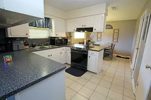 4406 B Bar Dr, Santa Fe, TX 77510 - Photo 3