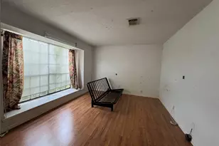 11403 Sharpview Dr, Houston, TX 77072 - Photo 3