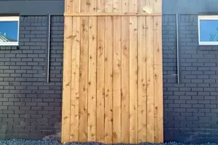 206 E 33rd St, Houston, TX 77018 - Photo 25