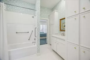 154 Glynn Way Dr, Houston, TX 77056 - Photo 19