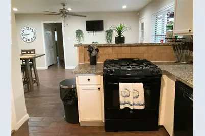 1205 E Fayle Street, Baytown, TX 77520 - Photo 13