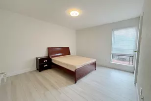 7950 N Stadium Dr, Houston, TX 77030 - Photo 9