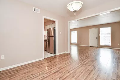 17105 Beaver Springs Drive #9, Houston, TX 77090 - Photo 5
