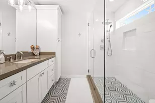 3811 Brewster Key Dr, Galveston, TX 77554 - Photo 19
