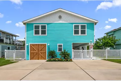 3811 Brewster Key Drive, Galveston, TX 77554 - Photo 1