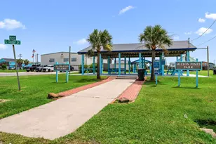 3811 Brewster Key Dr, Galveston, TX 77554 - Photo 41