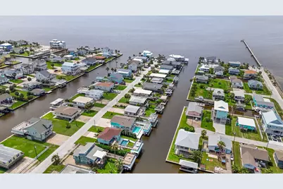 3811 Brewster Key Drive, Galveston, TX 77554 - Photo 47