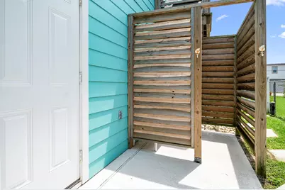 3811 Brewster Key Drive, Galveston, TX 77554 - Photo 33