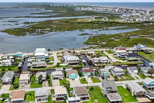 3811 Brewster Key Dr, Galveston, TX 77554 - Photo 45