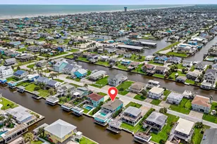3811 Brewster Key Dr, Galveston, TX 77554 - Photo 43