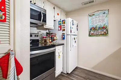 2234 S Piney Point Road #206, Houston, TX 77063 - Photo 13