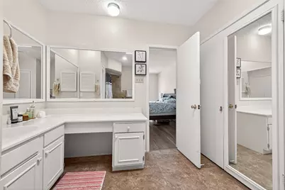 2234 S Piney Point Road #206, Houston, TX 77063 - Photo 29