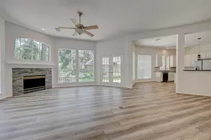 38 Tethered Vine Pl, The Woodlands, TX 77382 - Photo 3