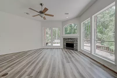 38 Tethered Vine Place, The Woodlands, TX 77382 - Photo 5