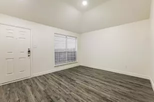 16102 Majestic Glen Ln, Houston, TX 77073 - Photo 5