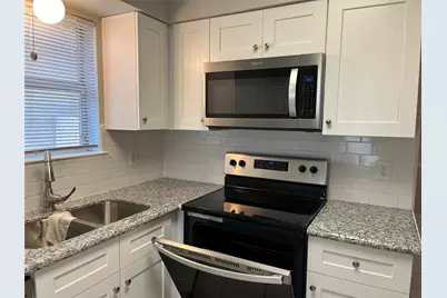 402 Oak Harbor Drive, Houston, TX 77062 - Photo 13